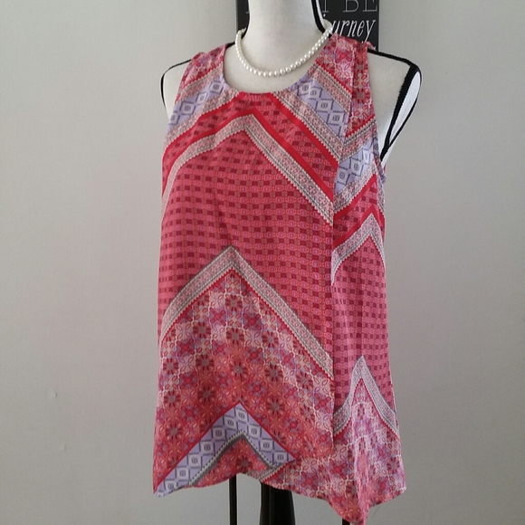 FOURTEEN PLACE SLEEVELESS CHEVRON HI-LOW BLOUSE M - Picture 1 of 8